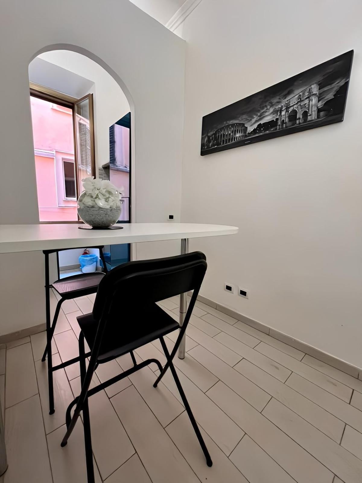 Cairoli 2 House G&b Termini Rom